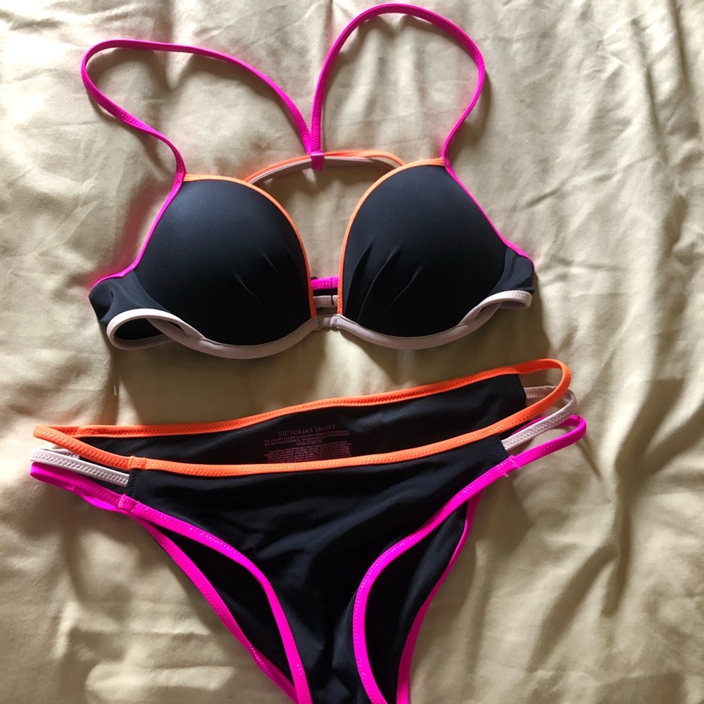 NWOT VS Bikini